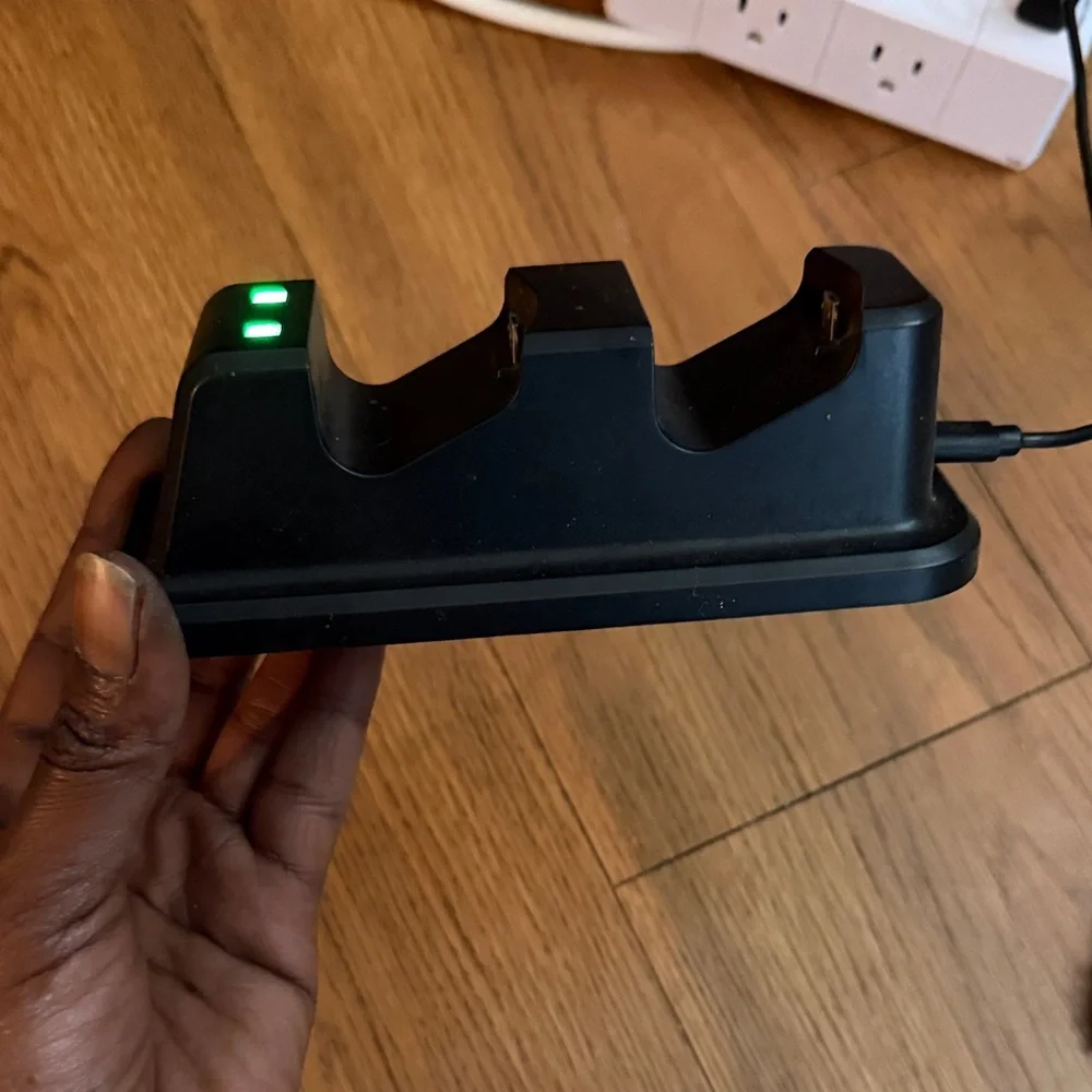 💥NI💥 Black Dual Charging Station for Game Console Batteries